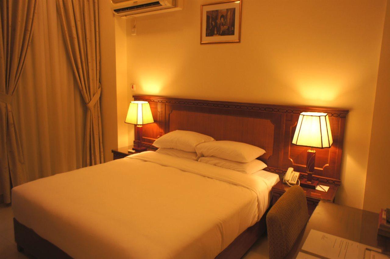 Al Muntazah Plaza Hotel Doha Ngoại thất bức ảnh