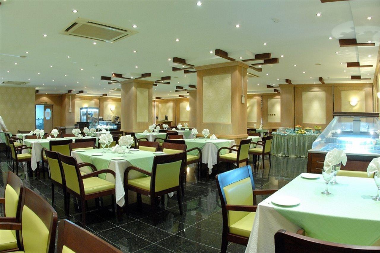 Al Muntazah Plaza Hotel Doha Ngoại thất bức ảnh