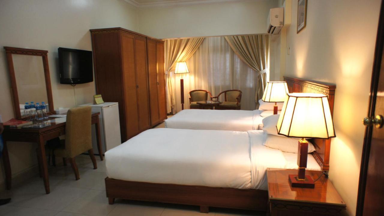 Al Muntazah Plaza Hotel Doha Ngoại thất bức ảnh