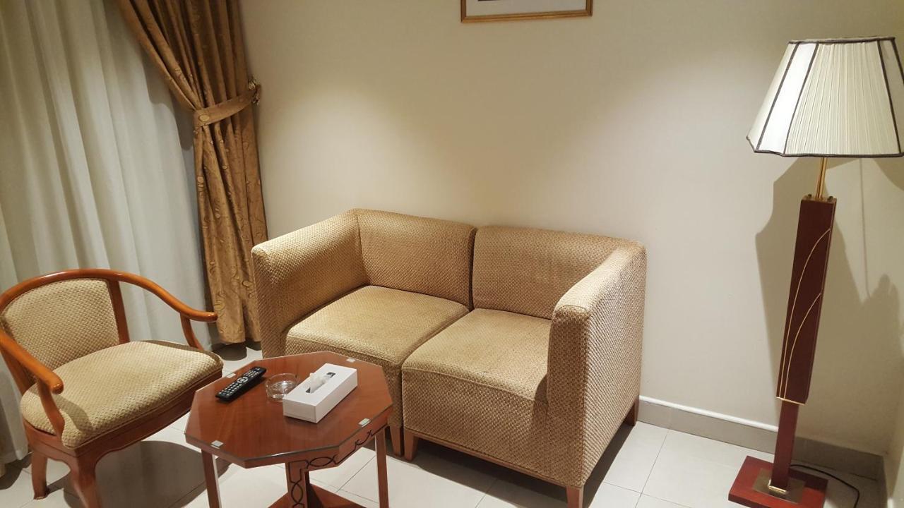 Al Muntazah Plaza Hotel Doha Ngoại thất bức ảnh